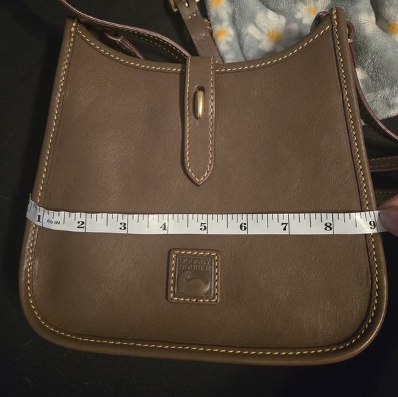 Dooney & Bourke Dark Brown Leather Shoulder Bag - Picture 5 of 7